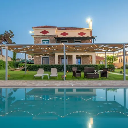 Omega Estate * Kypseli